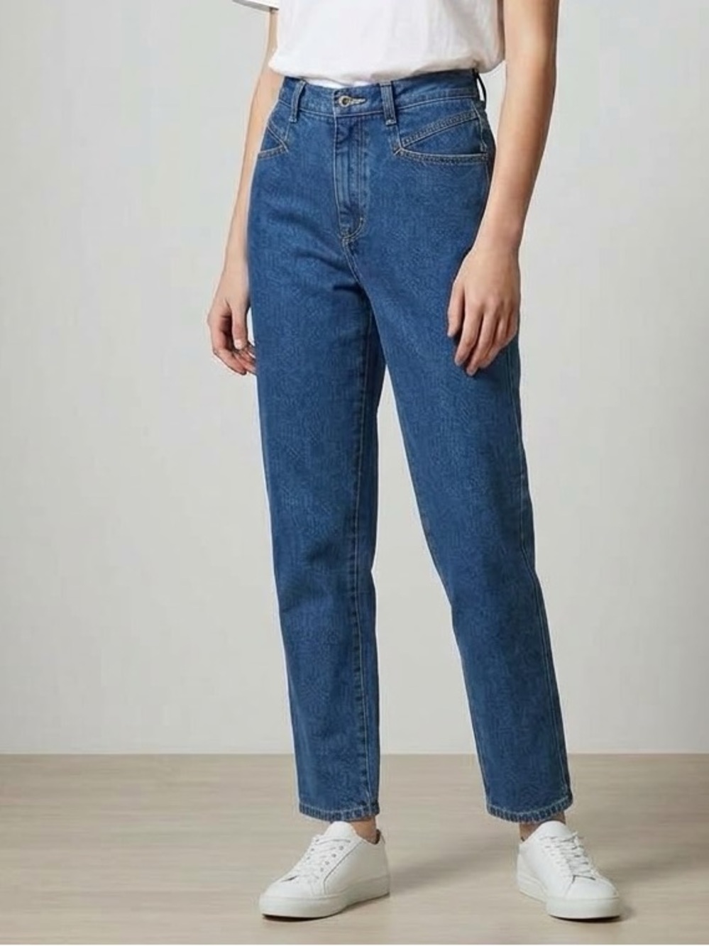 Christopher & Banks Navy High-Rise Straight Leg Jeans, Women’s Size 4, Mom Jeans